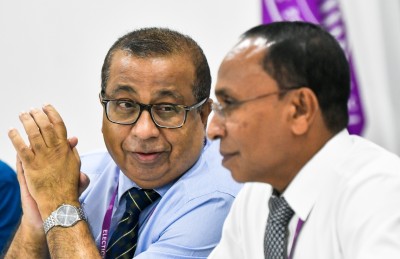 ޑިމޮކްރެޓްސް އަށް ސޮއިކުރި މީހުންގެ ލިސްޓު އީސީގެ ތެރެއިން ލީކުވިތޯ ބަލަނީ