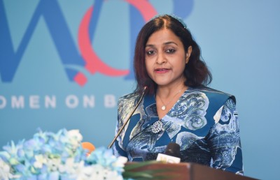 ހެލްތް މިނިސްޓަރު ނަސީމްގެ ގާބިލްކަމާ މެދު ދުންޔާ ސުވާލު އުފައްދަވައިފި