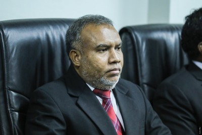 ފަނޑިޔާރު އަރީފް ރިޓަޔާކުރައްވައިފި