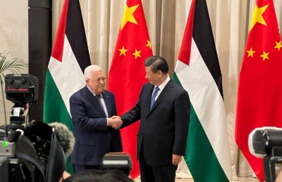 ފަލަސްތީނު އިޒްރޭލުގެ މަޝްވަރާ އަށް މަހުމޫދު އައްބާސް ޗައިނާ އަށް