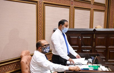 އިދިކޮޅު ކޯލިޝަނަށް އިމްރާން މަގާމުން ދުރުކުރެވިދާނެތަ؟