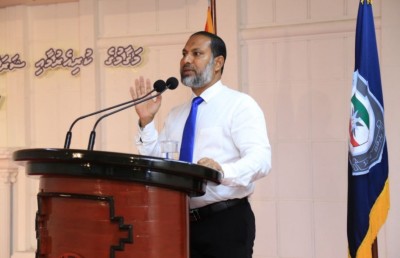 އިމްރާނަށް ގޯސްވީ މީޑިއާތައް، އެކަމަކު މައާފަށް އެދިވަޑައިގަތް