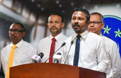 މަޖިލީހުގެ ހައިޖާނުގެ ތެރެއިން ޗާގޯސްގެ ސުވާލުތައް އޮޔާ!