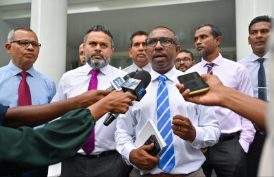 މޮރިޝަސް އަށް ފޮނުވި ސިޓީ ނުލިބުނު، ބުނީ ހިއްސާ ކުރެވޭނީ 241 ކޮމެޓީއާ ކަމަށް: އާޒިމް