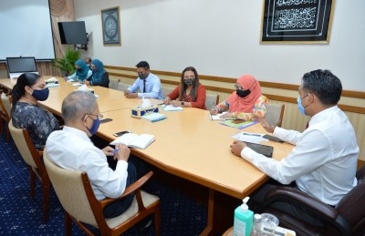 ނުކުޅެދުންތެރިކަން ހުންނަ ކުދިންނަށް އިތުރު ފުރުސަތު ފަހިކޮށްދިނުމަށް ނައިބު ރައީސް މަޝްވަރާކުރައްވައިފި