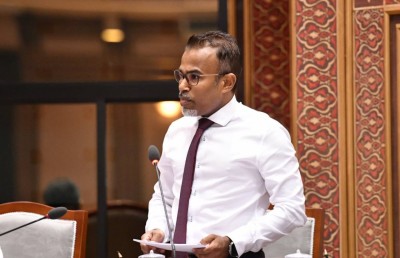 މަޖިލީހުގެ ހައިޖާނުގެ ތެރެއިން ޗާގޯސްގެ ސުވާލުތައް އޮޔާ!
