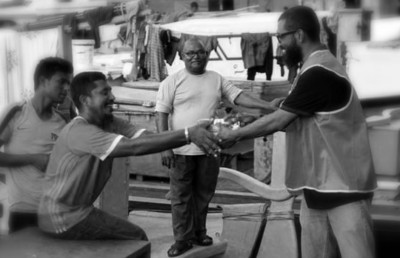 ކަރަންޓު ނެތި 12 ދުވަސް، ގިނަ އާއިލާތައް ފަގީރުކަމުގައި