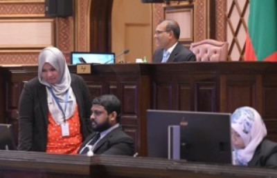 އަމީން އާއްމާއި ކައުންސެލް ޖެނެރަލްގެ ގަދަރު ކުޑަކުރާތީ ނަޝީދު ކަންބޮޑުވުންފާޅުކުރައްވައިފި