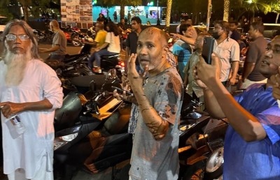 ޑިމޮކްރަޓްސްގެ ހަރުގެއަށް ކަޅުތެޔޮ ޖަހައިފި