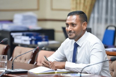 ޕީޖީކަމަށް ޝަމީމް އައްޔަނުކުރަން ކޮމިޓީން ރުހުން ދީފި