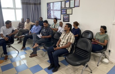 ޑިމޮކްރެޓްސްއަށް ހުއްދަ ނުދޭކަށް ނޫޅެން، އިދާރީ ކަންކަން އަދި ނުނިމޭ: ނަޝާތު