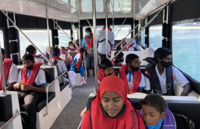 ފެހެންދޫ ދަރިވަރުންގެ "ސްކޫލު ފެރީ" ބޭނުންކުރަން ފަށައިފި