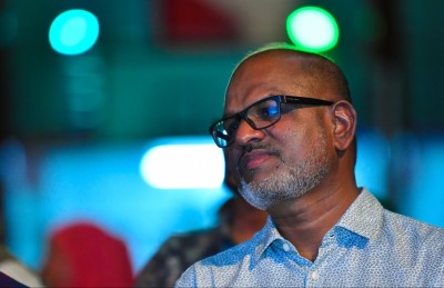 ނާޒިމް ޖަލަށް ލައި މަގާމު ގެެއްލުނު މައްސަލާގައި ބަދަލު ހޯދަން ދައުވާ ކުރެވޭނެ: ސުޕްރީމް ކޯޓް