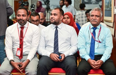 ޑިމޮކްރެޓްސް އުފެއްދުމުގެ ހުއްދަ ދޭން ފާހެއް ނުވި