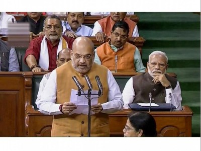 އިންޑިއާގެ ހަތަރު މިލިޔަން މުސްލިމުންގެ ރަށްވެހިކަން ނިގުޅައިގަންނަނީ