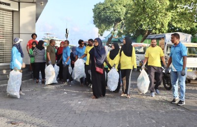 ޕާލޭގެ ސާފުކުރުމުގެ ބޮޑު ހަރަކާތުގައި ރަށްރަށުން ގިނަ ބަޔަކު ބައިވެރިވެއްޖެ