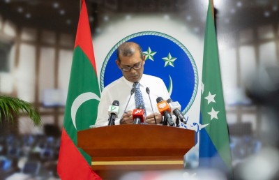 އެއް ބާރު ހުއްޓި، ބަރުލަމާނީ ތާރީހުގައި ހުސް ދުވަހެއް!