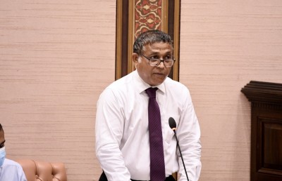 ތަފާތުކުރާކަމުގެ ތުހުމަތާ އެކު އަސްލަމަށް ނަޝީދު "ނަސޭހަތް" ދެއްވައިފި