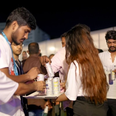 ސިމްޑީއިން "ބޮން ކެފޭ، އައިކަފީ" ކޮފީ ސީރީޒް ރަސްމީކޮށް ނެރެފި