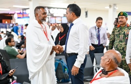 ސަލާމަތީ ކަންކަމާ ހެދި ނާއިބު ރައީސަށް ހައްޖު ގުރޫޕްތަކާ ހަމައަށް ވަޑައިނުގެންނެވިފައި!