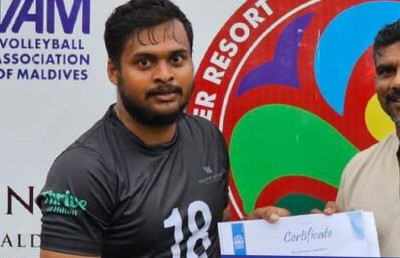 އިންޓަ ރިސޯޓް ވޮލީ ޗެމްޕިއަންޝިޕް: ވޮލްޑޯފް އެސްޓޯރިއާ ޒޯން ފައިނަލަށް، ސެމީގައި ކޮންރެޑާއި ޑަބްލިއު މޯލްޑިވްސް