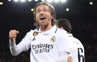 ރެއާލް ދޫކޮށްލާކަށް މޮޑްރިޗް ބޭނުމެއް ނުވި