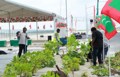 ހޯރަފުށީ އެއާޕޯޓު، ރައްޔިތުންގެ ހިތްވަރާއި ލޯބި