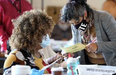 ޖޯޖިއާގެ ކޮންމެ ވޯޓެއް އަތުން ގުނަނީ