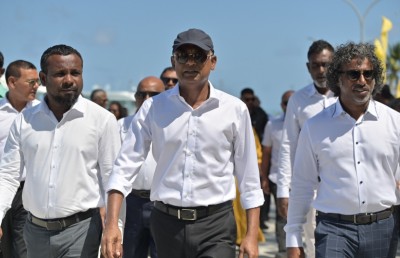 ކޮމަންޑޫން އެދުނު ގޮތަށް ކުޑަފަރުގައި އެއާޕޯޓް އަޅަން ރައީސް ވައުދުވެވަޑައިގެންފި