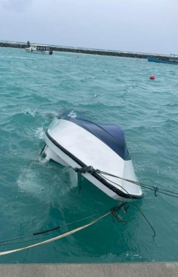 ނެރުގެ މައްސަލަ ހައްލުކޮށް ނުދީގެން ދިއްދޫ މީހުން ކައުންސިލްގެ އިދާރާގައި އިހުތިޖާޖުކުރަނީ