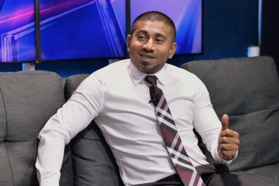 މިނިސްޓަރަކަށް ވުރެ ކުރިން އަޅުގަނޑަކީ އިންސާނެއް: މިނިސްޓަރު މަހުލޫފު