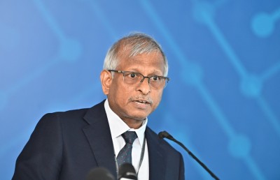 ޕޭމަންޓް ސިސްޓަމް އަންނަ މަހު ފަށަން ތިން ބޭންކާ އެކު ސޮއިކޮށްފި