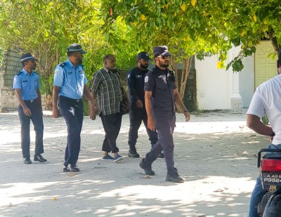 ރޭޕްގެ ތުހުމަތުގައި ކުއްޖާގެ ކާފަ އާއި މުނި ކާފަ ހައްޔަރުކޮށްފި