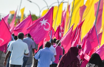 އިދިކޮޅުގައި ތިބޭއިރު ގޯސް، ސަރުކާރުގައި ކުރަނީ ދިފާއު!