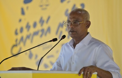 ކޮމަންޑޫން އެދުނު ގޮތަށް ކުޑަފަރުގައި އެއާޕޯޓް އަޅަން ރައީސް ވައުދުވެވަޑައިގެންފި