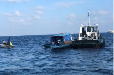 ގަވާއިދާ ހިލާފަށް މާލެ އާއި ވިލިމާލެ ފަޅުގައި އަޅާފައި ހުރި އުޅަނދުތައް ނަގަން ފަށައިފި