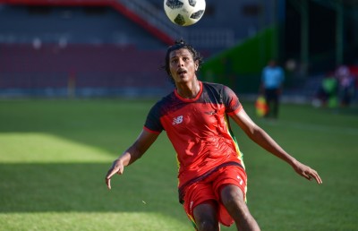 ގްރާންޑޭ ދޫކޮށް އާއްކޮ ވެލެންސިއާ އަށް