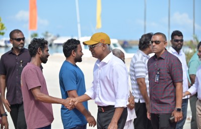 އުފަން ރަށް ކައިރިން ވަޒީފާ ލިބެންޖެހޭ، ކޮޅުފުށި ކައިރީގައި ރިސޯޓެއް ހަދައިދޭނަން: ރައީސް