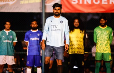 މީޑިއާ އާއި ކޯޗުންގެ ޓީމު ކުޅުނު ހާއްސަ މެޗާ އެކު ކްލަބް މޯލްޑިވްސް ކަޕް ފަށައިފި