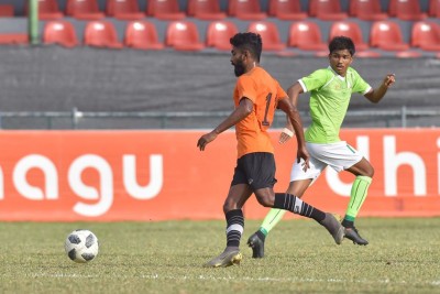 ގްރީންސްޓްރީޓްސް ބަލިކޮށް އީގަލްސް އަލުން ދެވަނައަށް