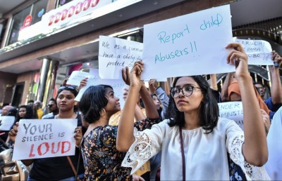 އުތުރުގެ ރަށެއްގައި ގްރޫޕަކުން ކުޑަކުއްޖަކާ ބެހުނު މައްސަލައެއް ބަލަނީ