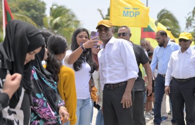ކޮވިޑުގައި ޖެއްސުންކޮށް ރިސޯޓުތަކުގައި މަސްކައްކާށޭ ގޮވި: ރައީސް