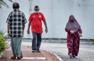 ރާއްޖޭގައި އަންހެނުންނަށް ވުރެ ފިިރިހެނުންގެ އުމުރު ހަތް އަަހަރު ކުރު