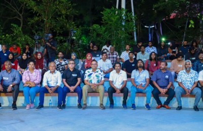 މާލެ އާއި ހުޅުމާލެއާ ދެމެދު ފަސް އަހަރުން މޮނޮރެއިލް އަޅާފައި ދައްކާނަން: ނާޒިމް