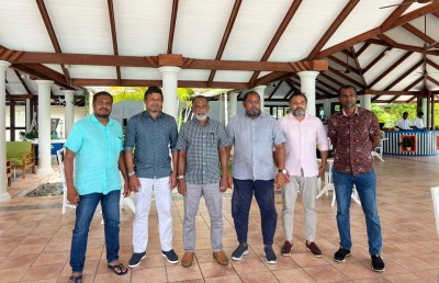 އެއް ކެންޑިޑޭޓަކު ނެރެން ދެން އޮތީ ޕީޕީއެމްއާއެކު މަޝްވަރާކުރުން: ގާސިމް