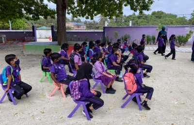 ހިތަދޫ ސްކޫލުން "ޔުނިފޯމް އެކްސްޗޭންޖް" ޕްރޮގްރާމެއް ކުރިއަށް ގެންދަނީ