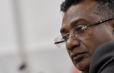 ފަޅު ވިއްކައެއް ނުލަން، ހަދާނީ ލަގްޒަރީ ރިސޯޓެއް: ޖާބިރު
