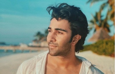 ބޮލީވުޑް ތަރިން ރާއްޖެ އައުން ގިނަވުމުން އިންޑިއާގައި ބަހުސެއް