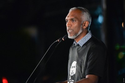 ފުލެޓު މައްސަލަ ބަލަން އުޅެނީ މާލޭގެ މޭޔަރުކަމަށް ކުރިމަތިލާފާނެތީ ބިރުން: މުއިއްޒު