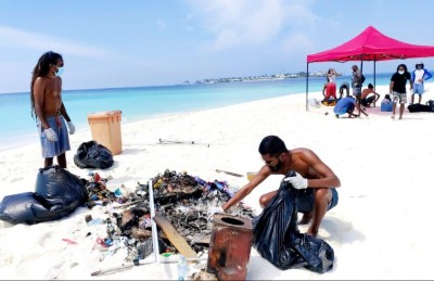 ދަތުރު ގޮސް ގޮނޑުކުރި ފިނޮޅަކުން 100 ކިލޯގެ ކުނި ނަގައިފި